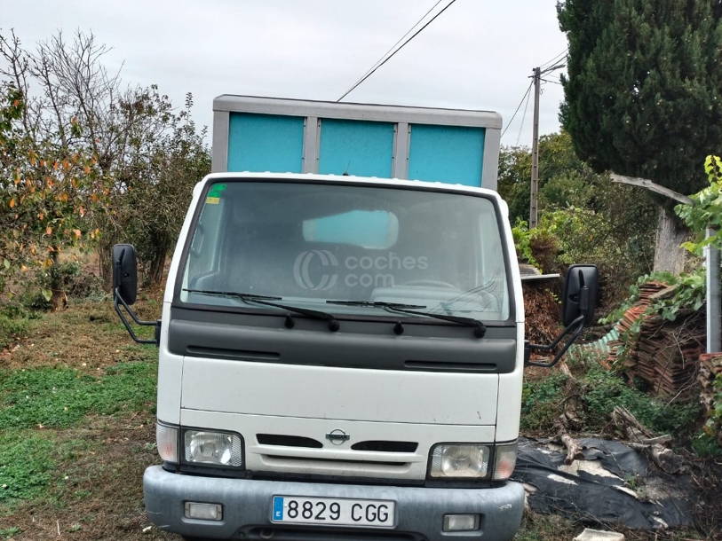 Foto del NISSAN Cabstar -E 95.32-2 Cabina Abatible