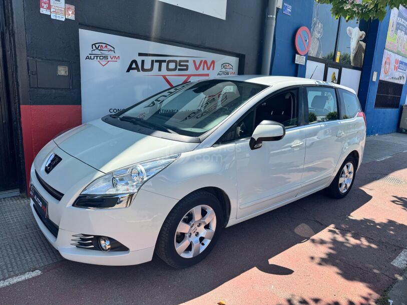 Foto del PEUGEOT 5008 1.6HDI Confort 112