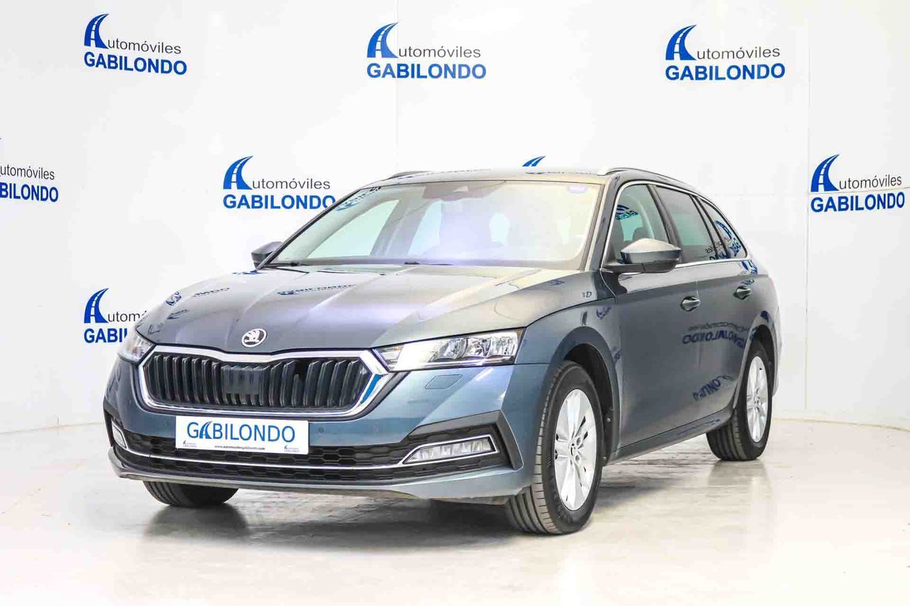 SKODA Octavia (Combi 1.5 TSI 110kW (150CV) Manual Style) en Valladolid