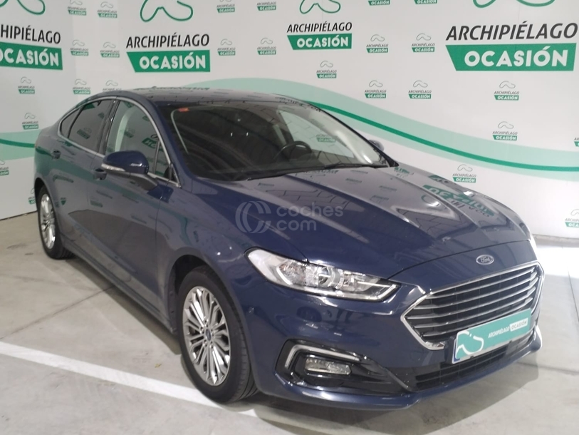Foto del FORD Mondeo Sedán 2.0 HEV Titanium