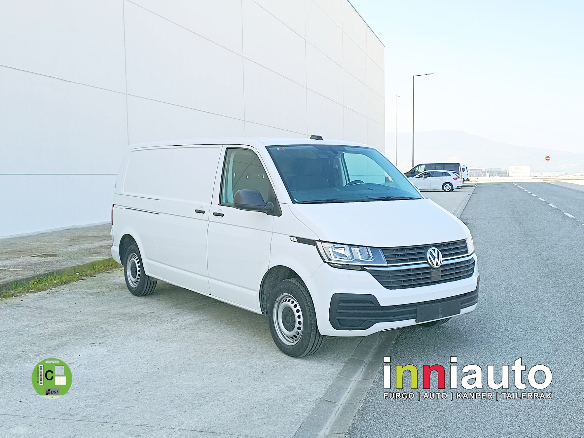 Foto del VOLKSWAGEN Transporter Furgón 2.0TDI SCR BMT Largo 110kW