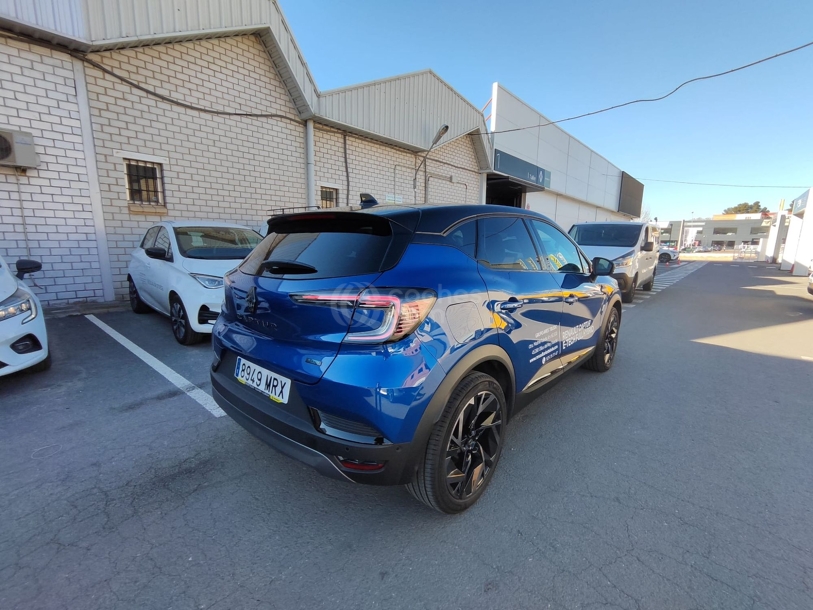 Foto del RENAULT Captur E-TECH Híbrido esprit Alpine 105kW