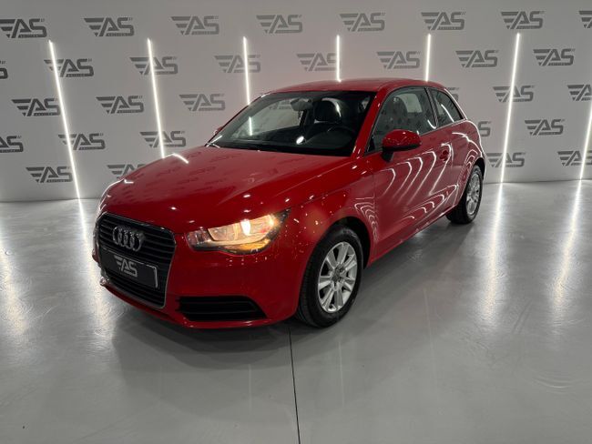AUDI A1 (1.6 TDI 90cv Adrenalin) en Girona