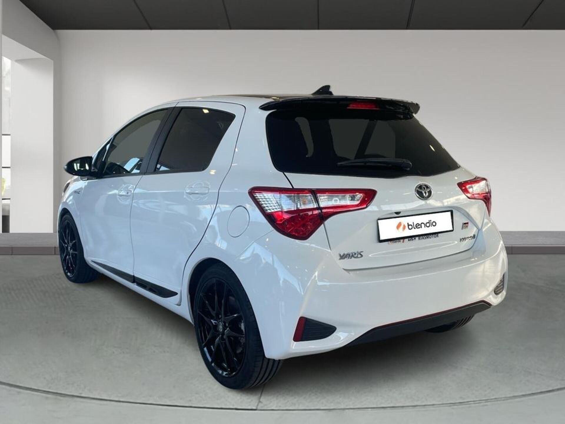 Imagen 2 de TOYOTA Yaris