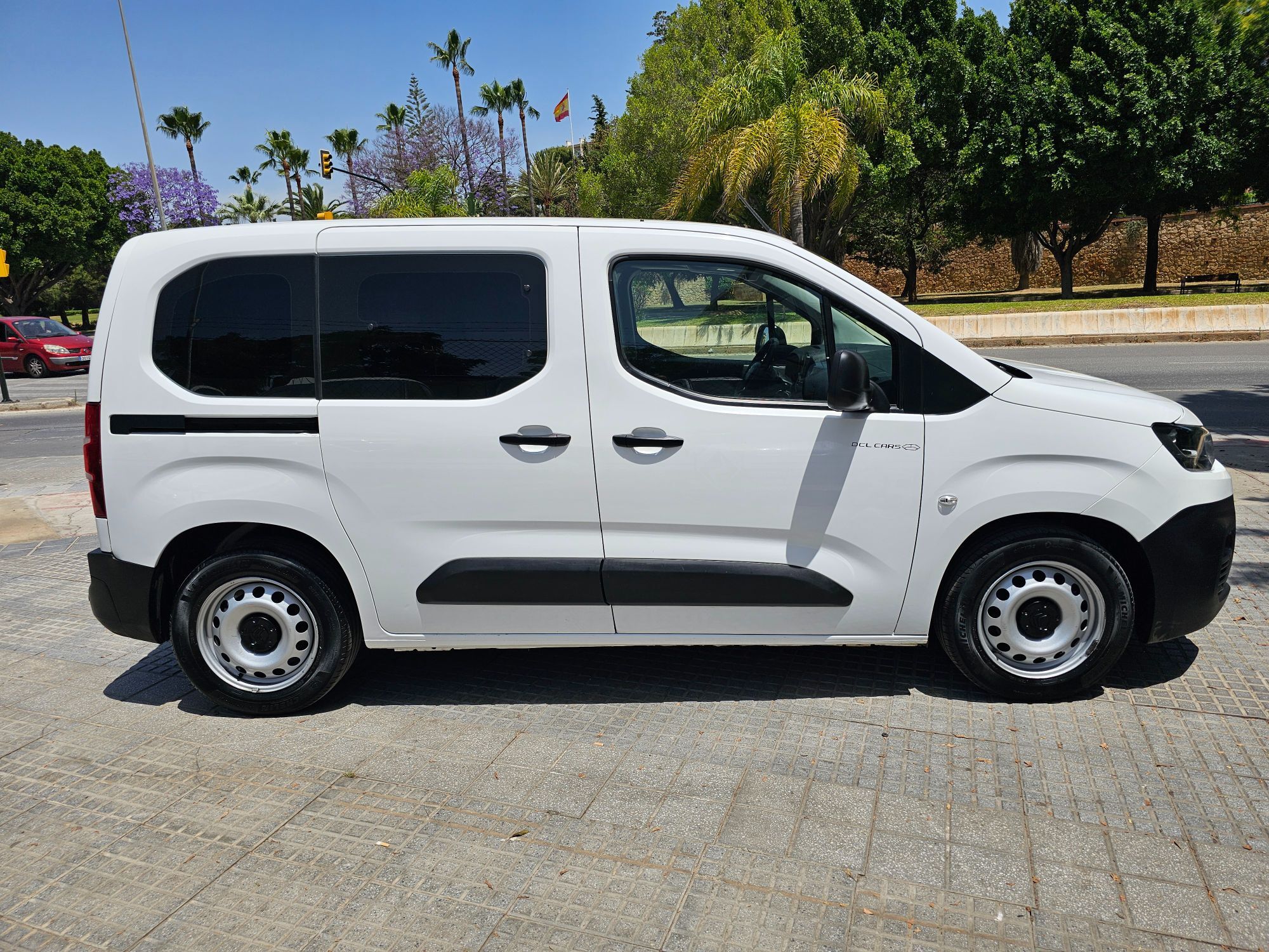 CITROEN Berlingo (BlueHDi S&S Talla M 100 años 100) en Málaga