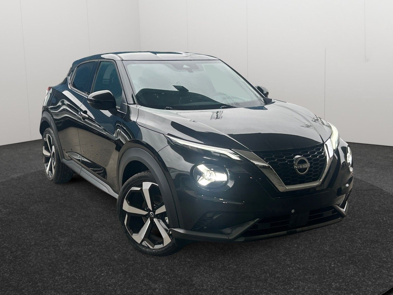 NISSAN Juke (1.0 DIG-T 84KW TEKNA 5P) en Sevilla