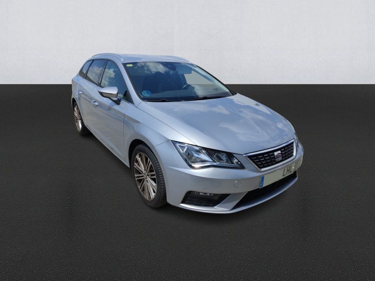 SEAT León (1.5 TGI GNC S&S Xcellence DSG7 130) en Madrid