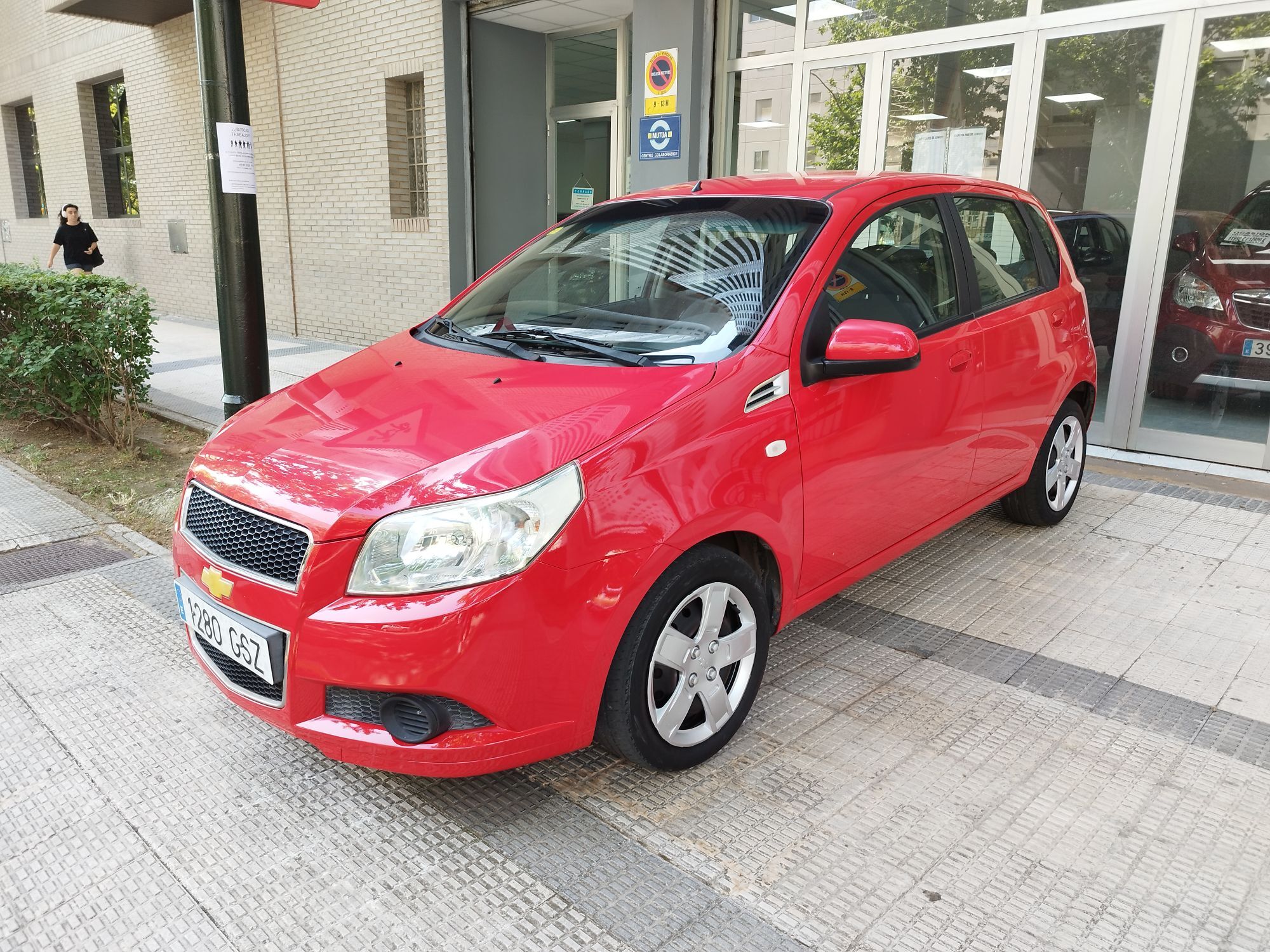CHEVROLET Aveo (1.4 16v LS) en Zaragoza