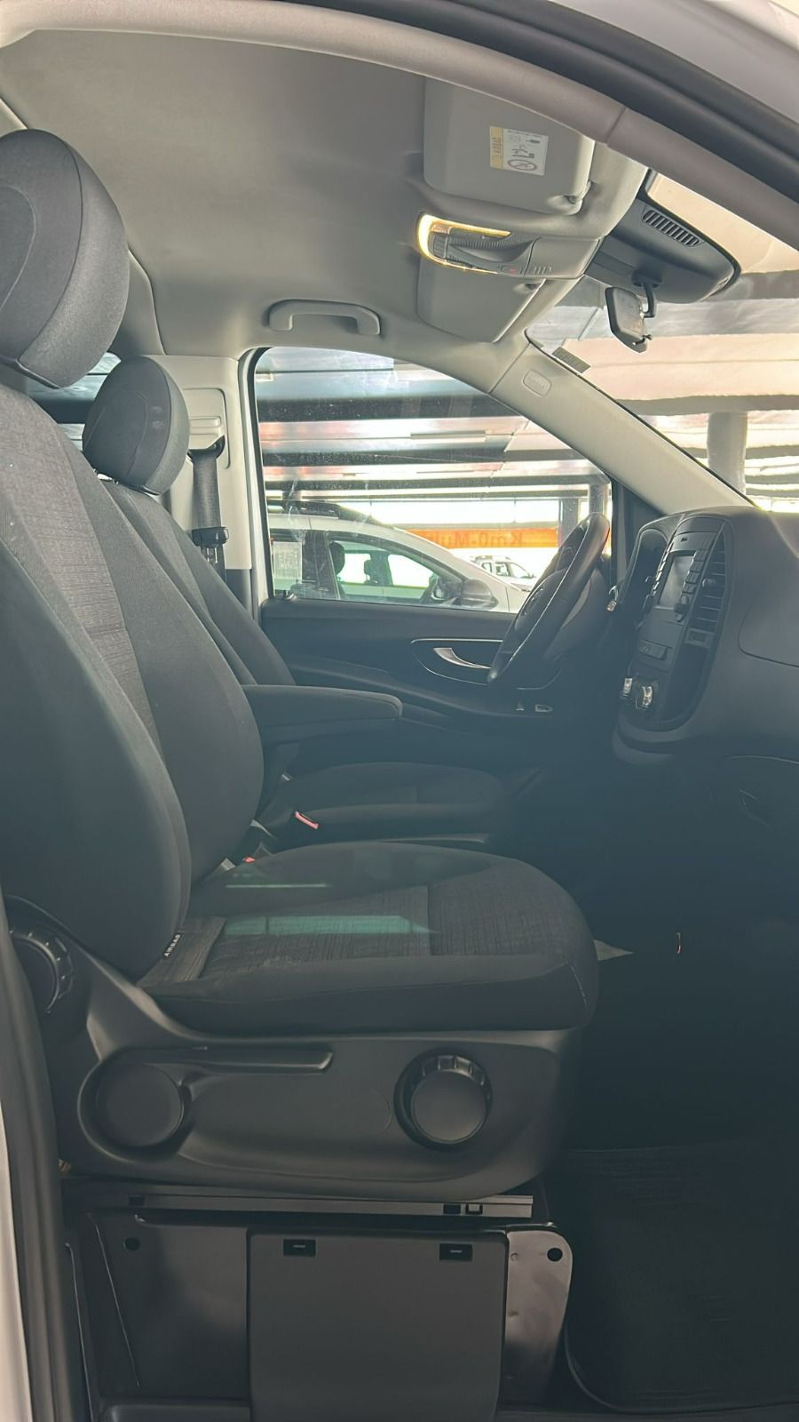 Foto del MERCEDES Vito Furgón 114CDI Larga