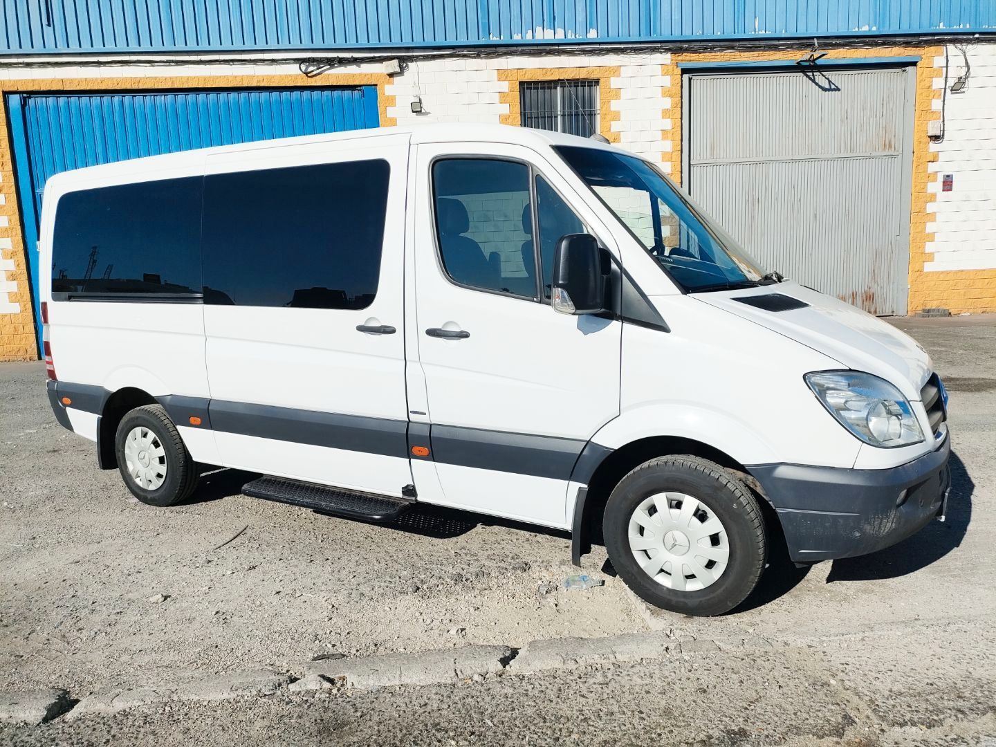 Foto del MERCEDES Sprinter Combi 313CDI Compacto