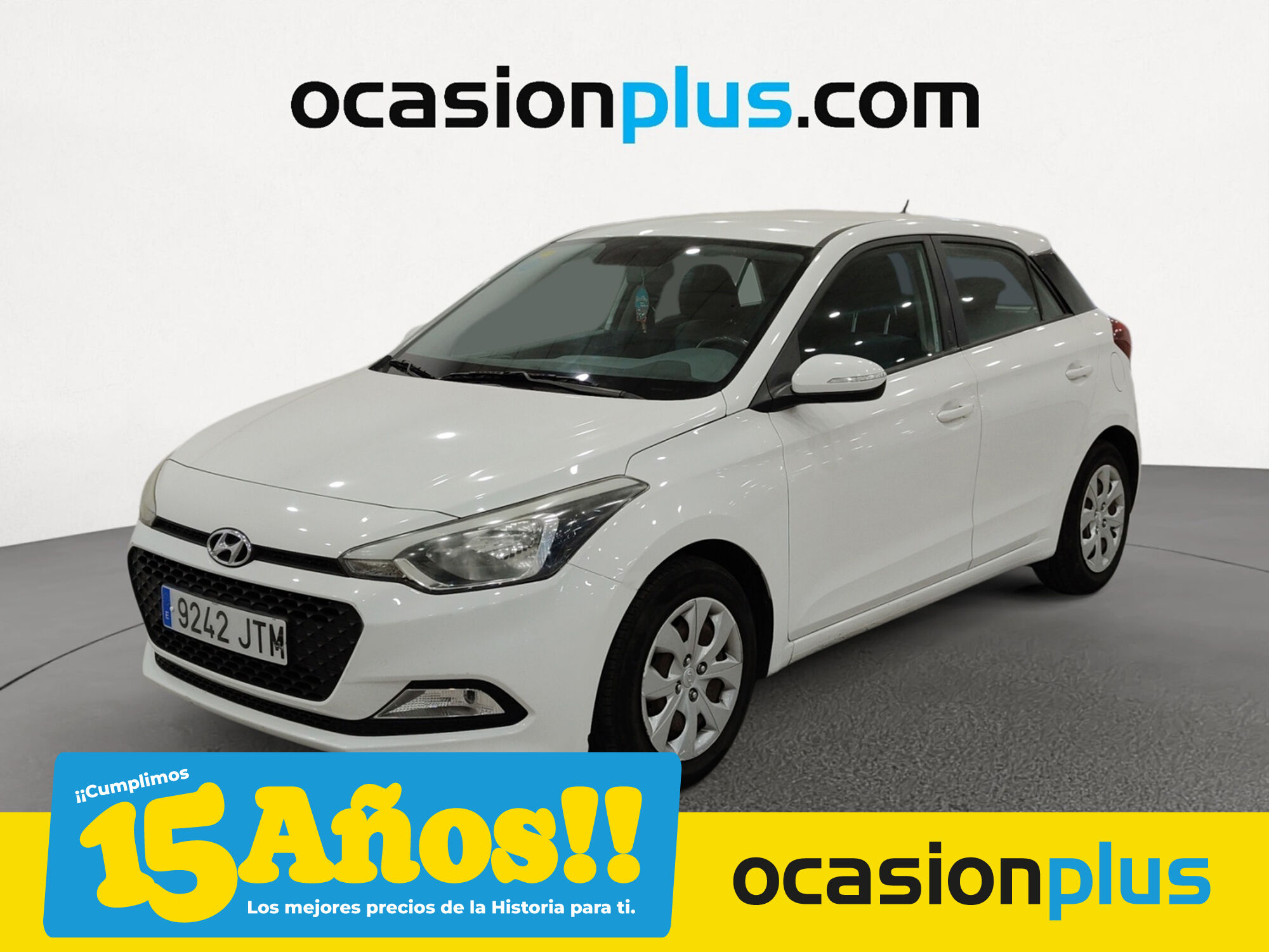 HYUNDAI i20 (1.2 MPI Essence 62 kW (84 CV)) en Madrid