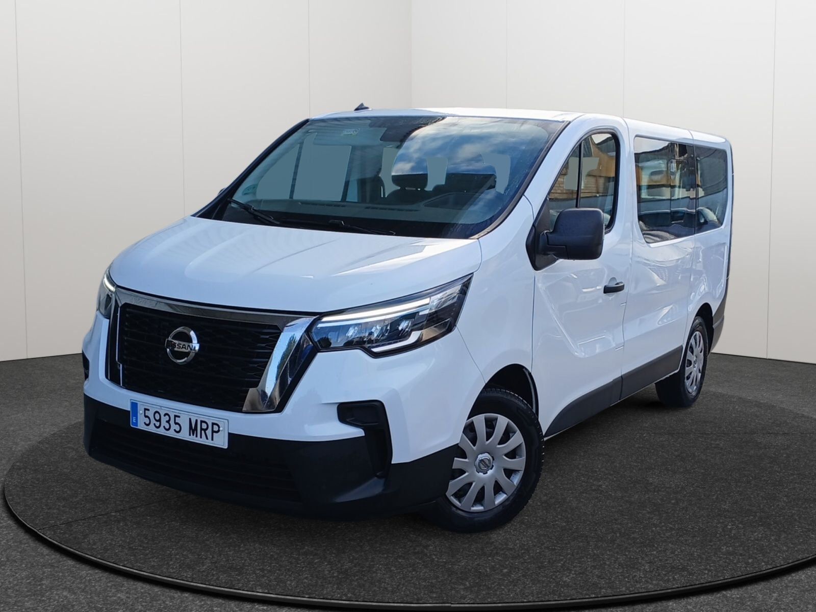Foto del NISSAN Primastar Combi 9 2.0dCi S&S L1H1 1T Acenta 150