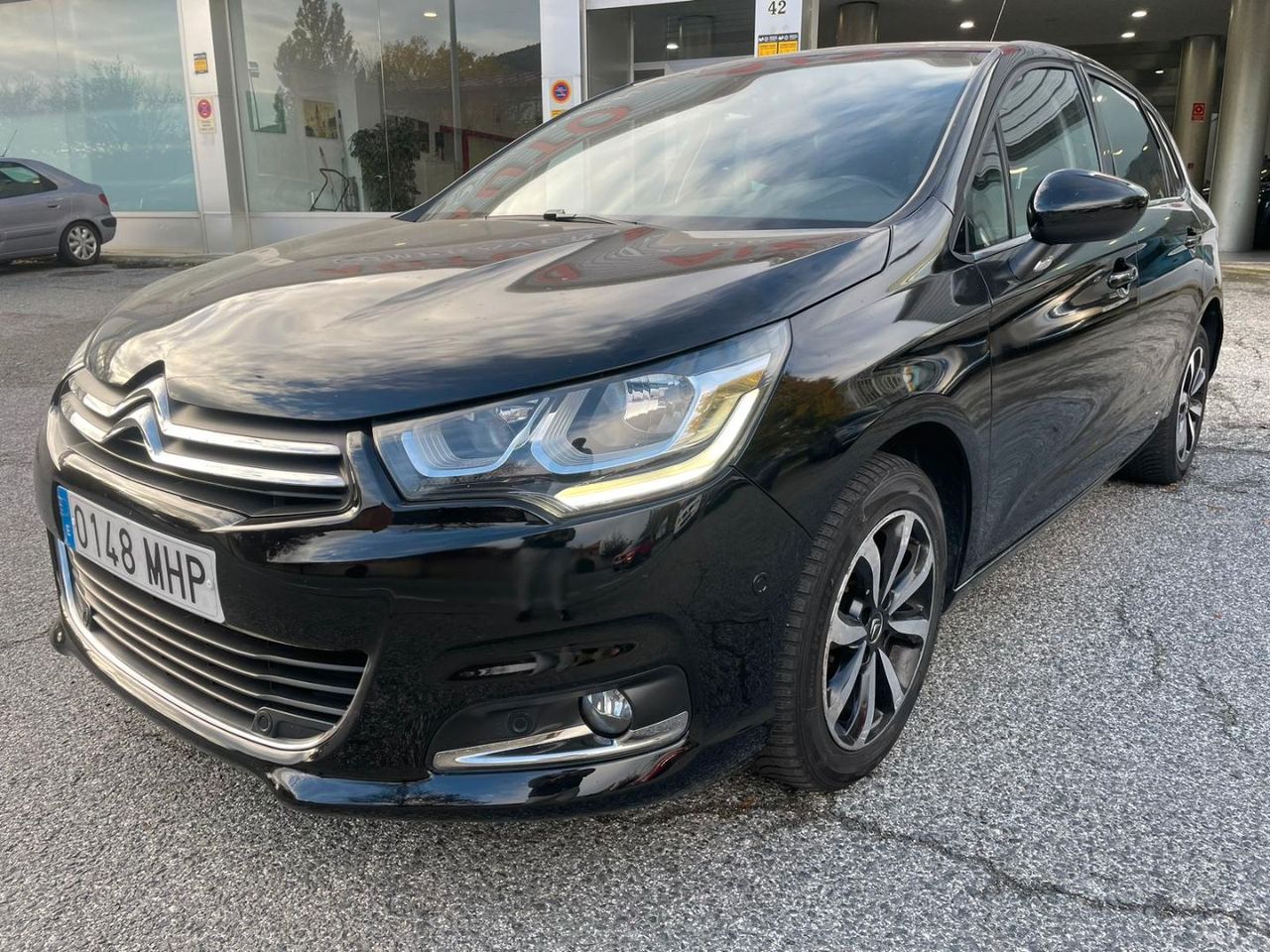 Foto del CITROEN C4 1.6BlueHDI S&S Feel Edition EAT6 120