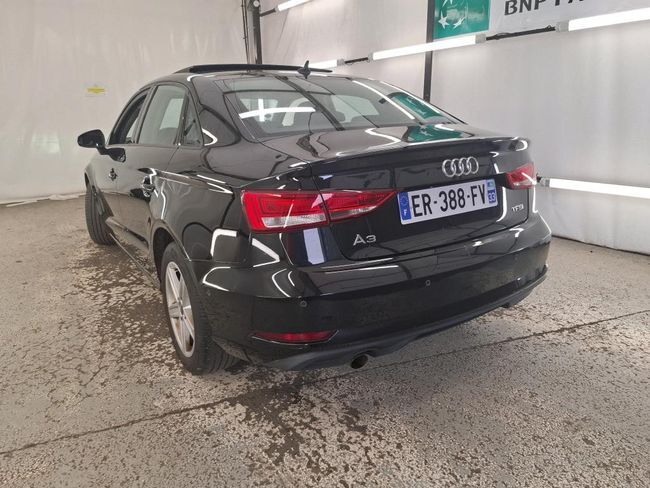Foto del AUDI A3 Sedán 30 TFSI S Line S tronic 85kW