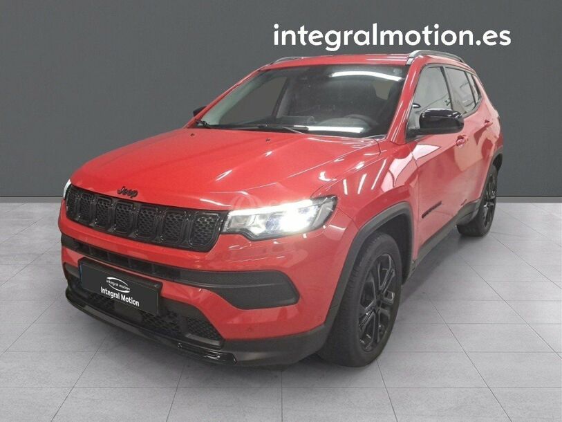Foto del JEEP Compass 1.3 Gse T4 Night Eagle 4x2 130