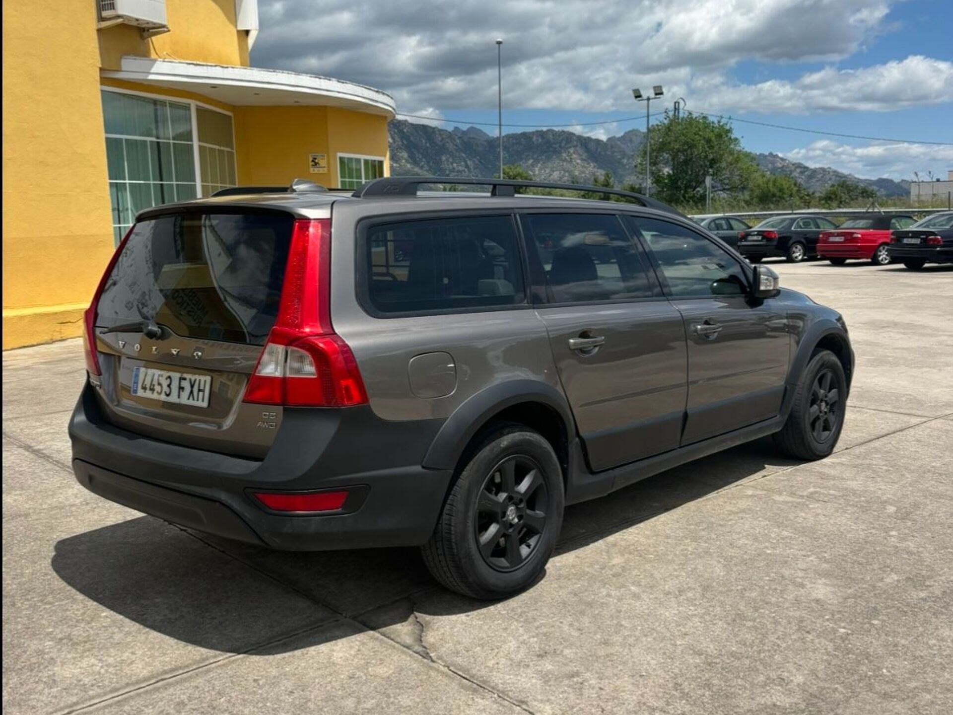 Imagen 2 de VOLVO XC70