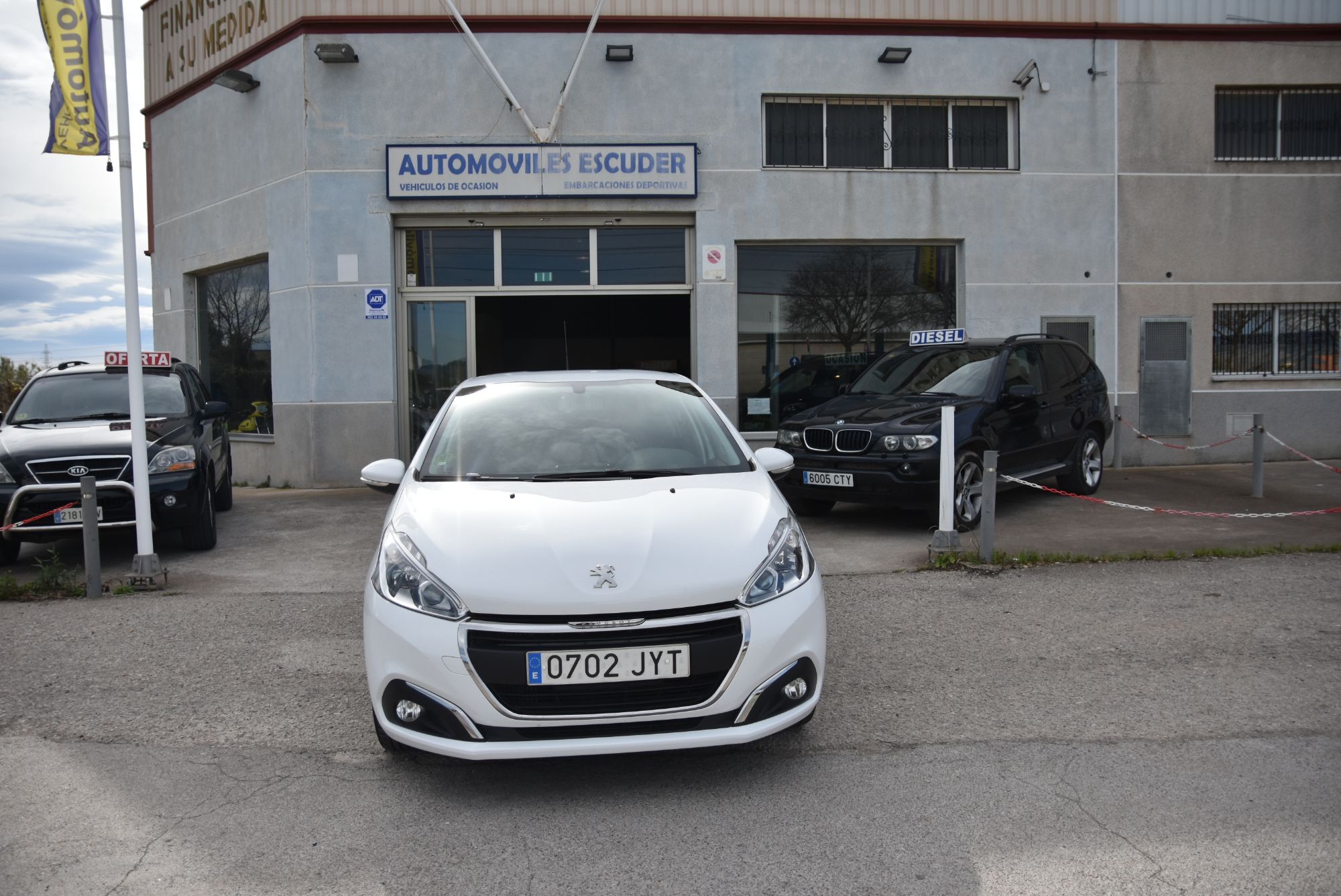 Foto del PEUGEOT 208 1.6BlueHDi Style 75