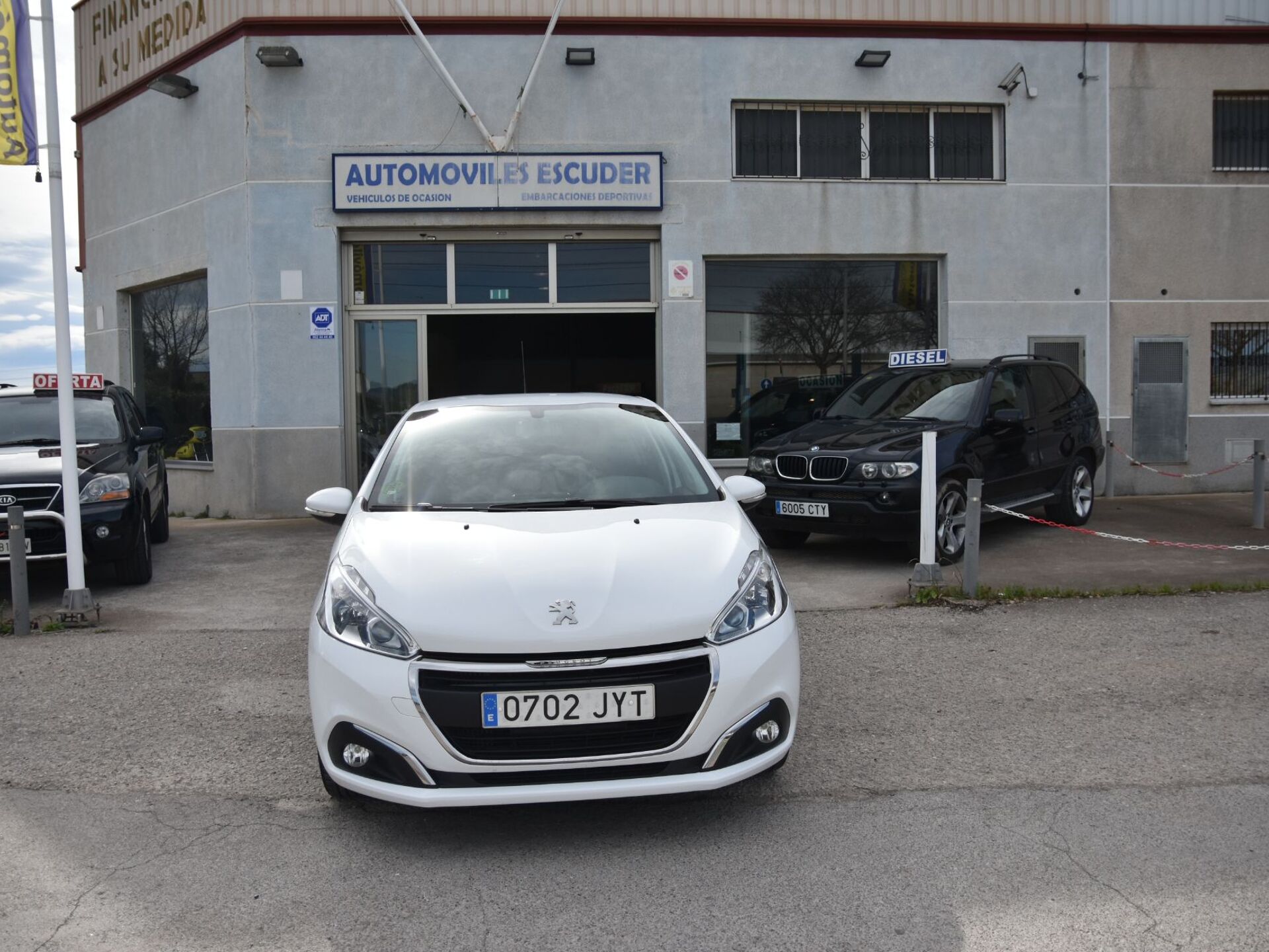 Imagen 2 de PEUGEOT 208