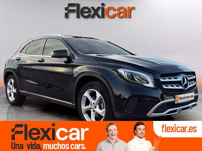 MERCEDES Clase GLA (GLA 180 AMG Line) en Girona