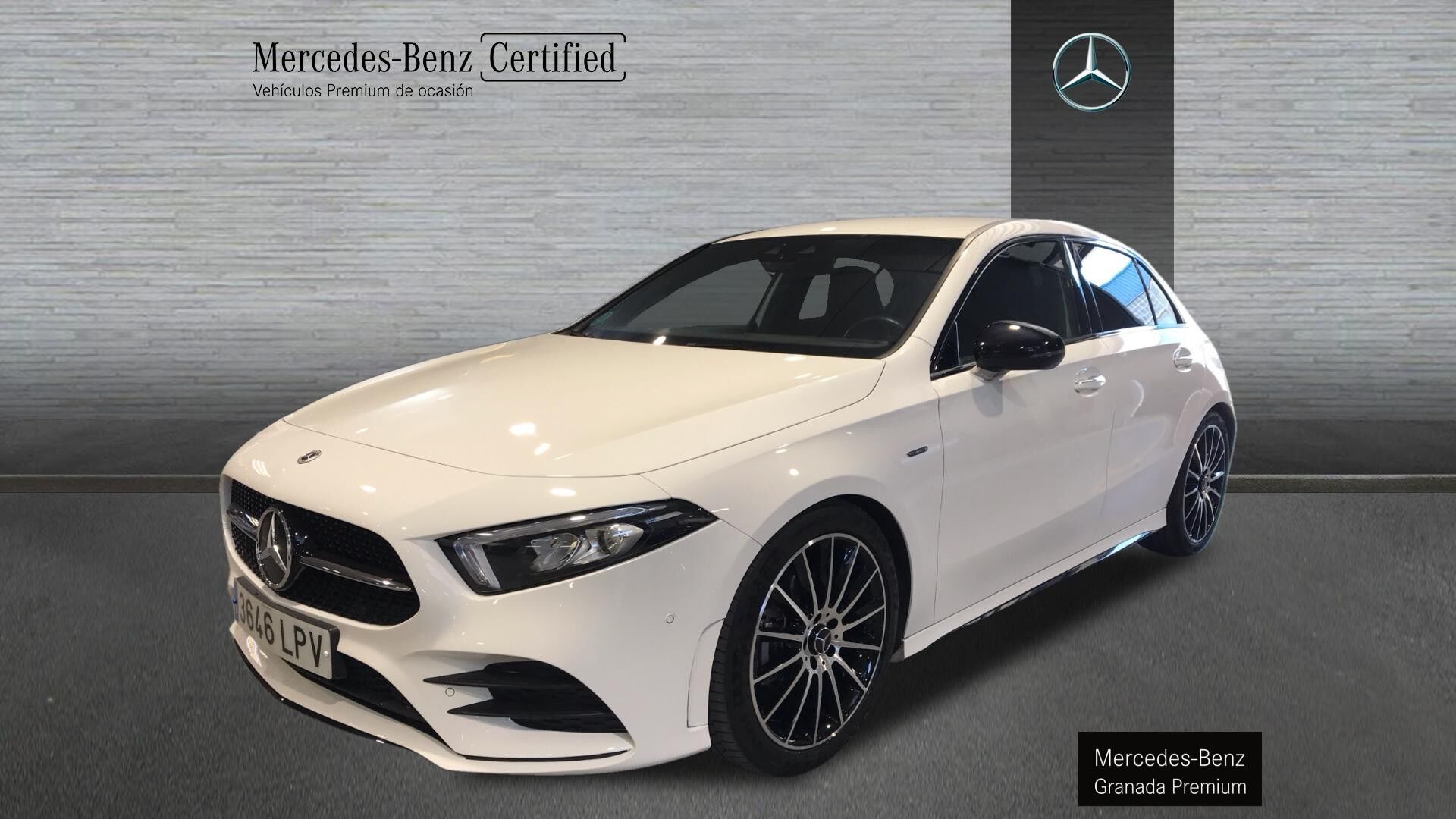 MERCEDES Clase B (A 200 D AMG LINE) en Granada