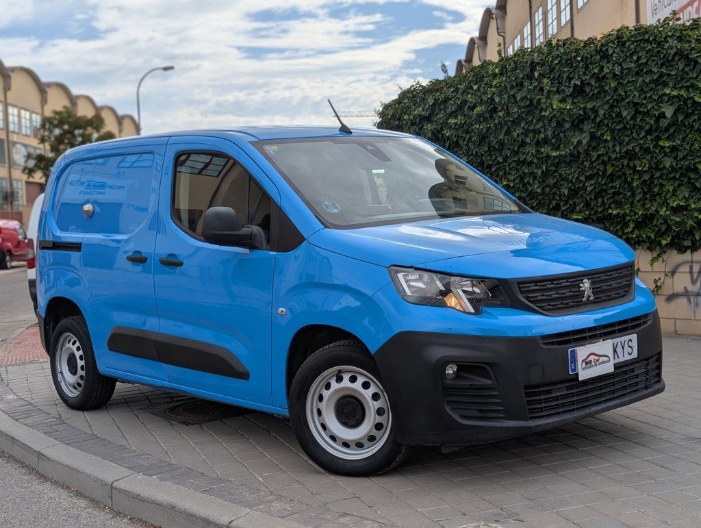 PEUGEOT Partner (1.5BlueHDI Premium Standard 1000kg 100) en Madrid