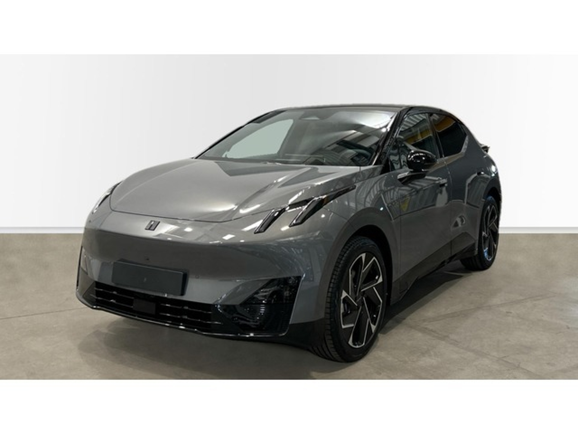 Imagen de LYNK & CO 02