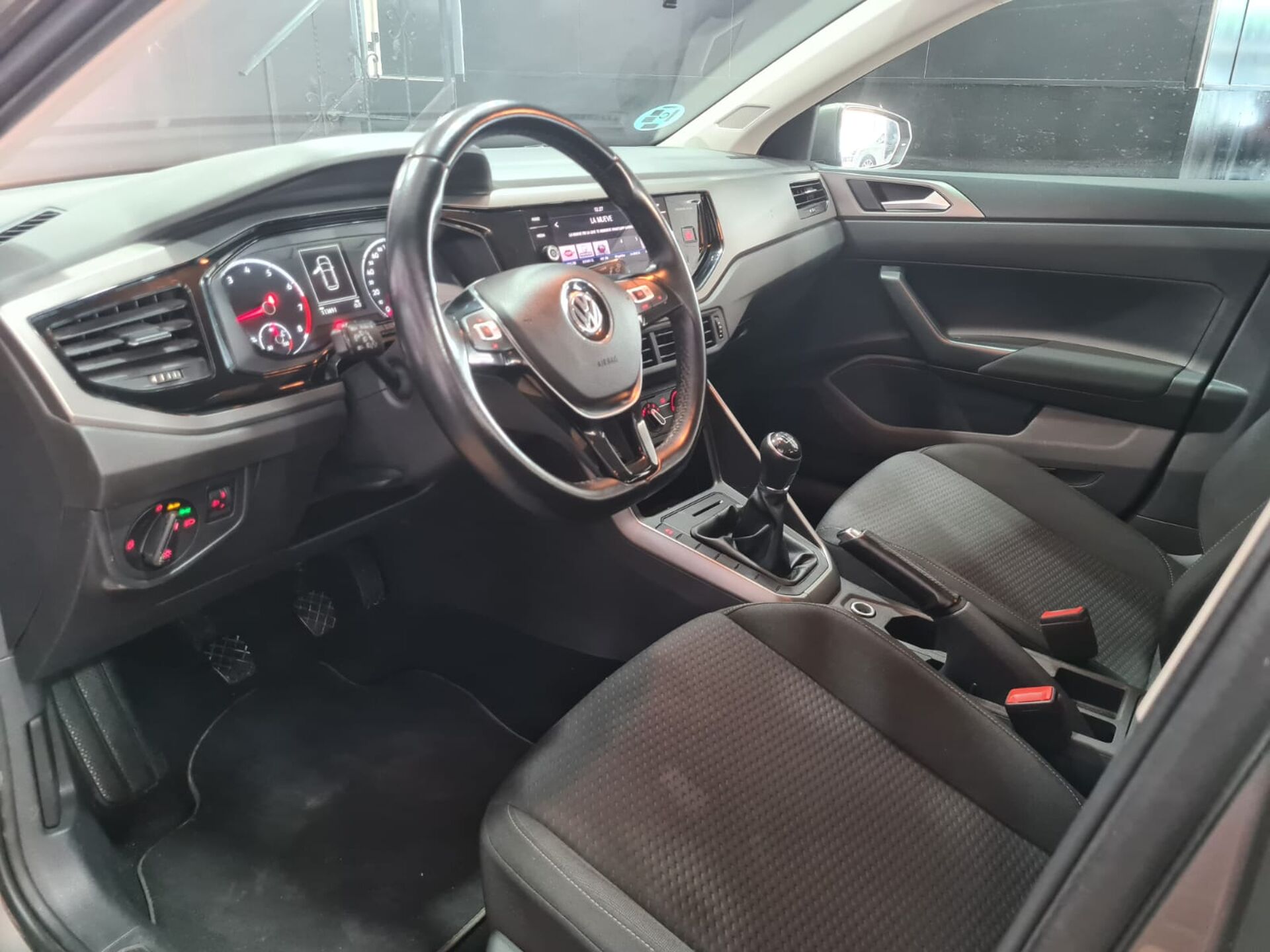 Imagen 3 de VOLKSWAGEN Polo