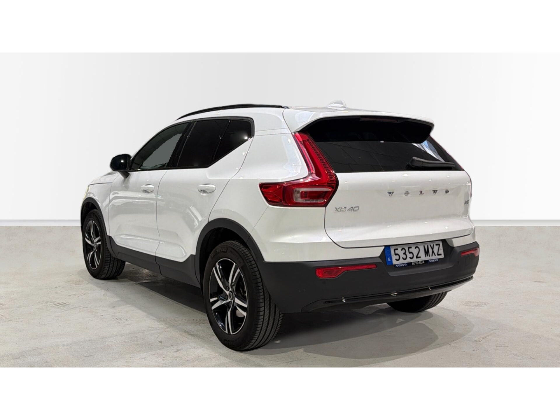 Imagen 2 de VOLVO XC40