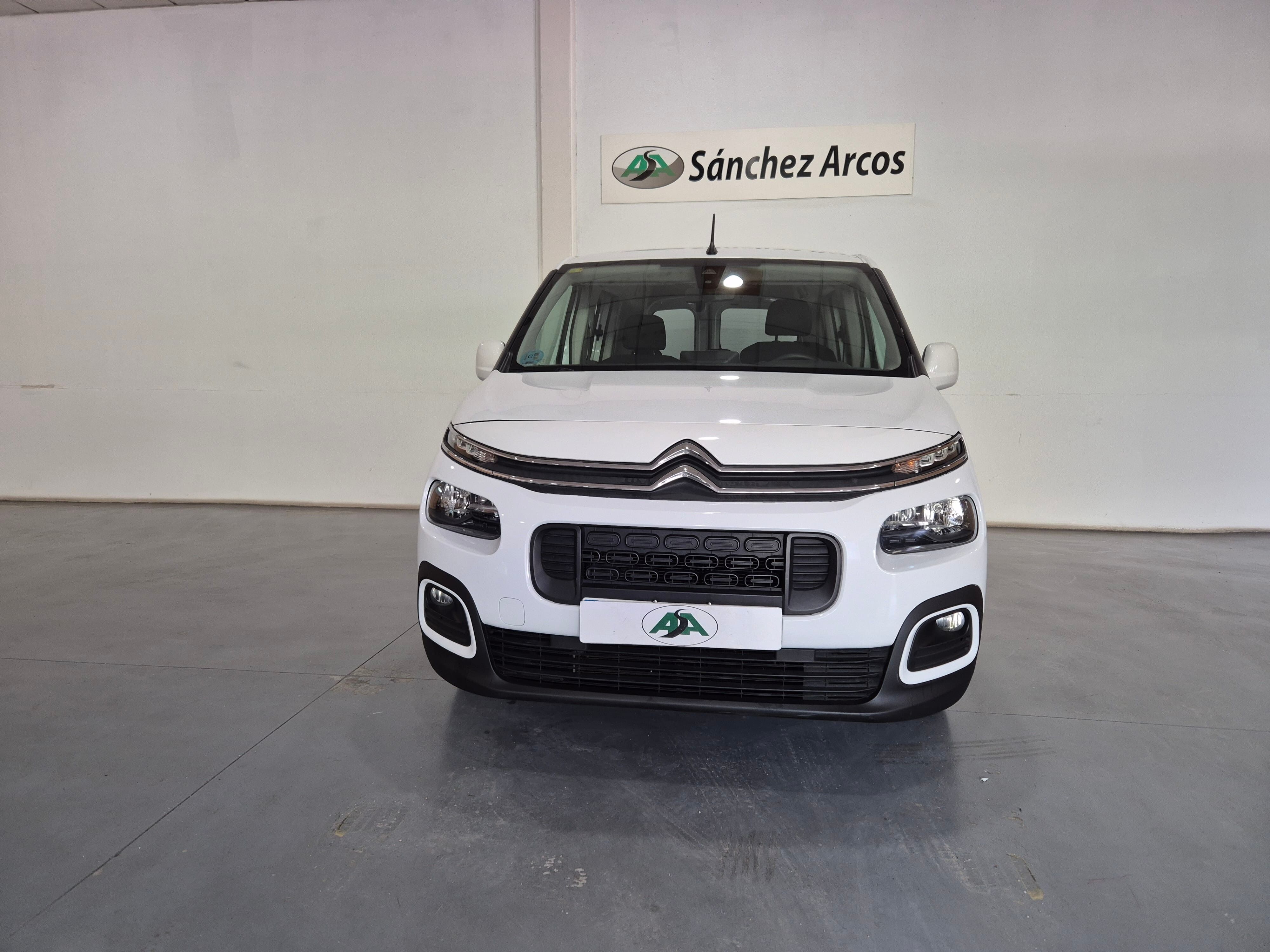 Foto del CITROEN Berlingo Van BlueHDi S&S Talla M Worker 100