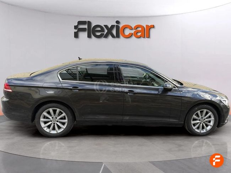 Foto del VOLKSWAGEN Passat 2.0TDI Advance 110kW