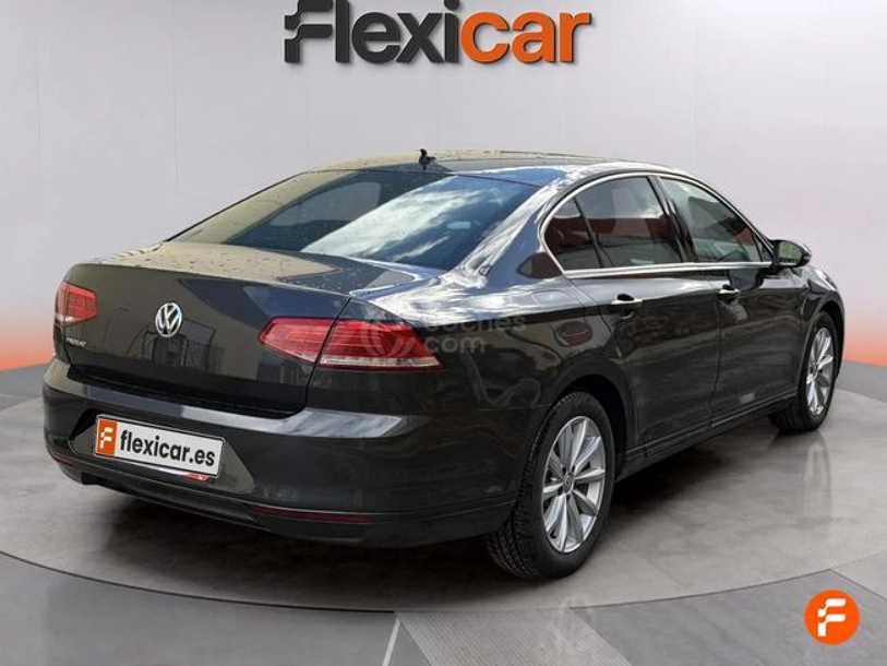 Foto del VOLKSWAGEN Passat 2.0TDI Advance 110kW