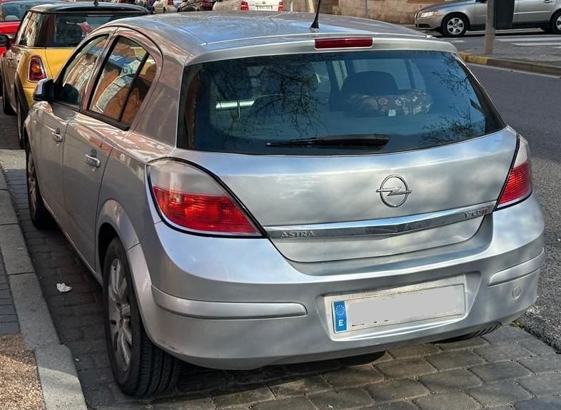 Foto del OPEL Astra 1.7CDTi 16v Club