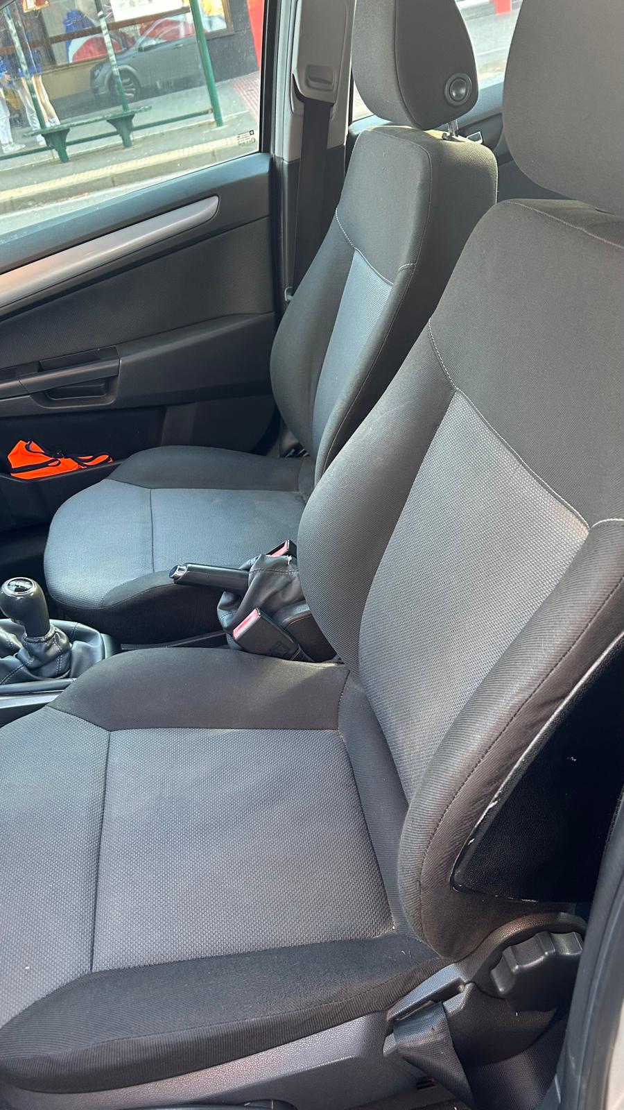 Foto del OPEL Astra 1.7CDTi 16v Club