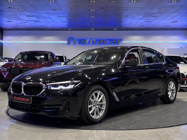 BMW Serie 5 (520d 140 kW (190 CV)) en Granada