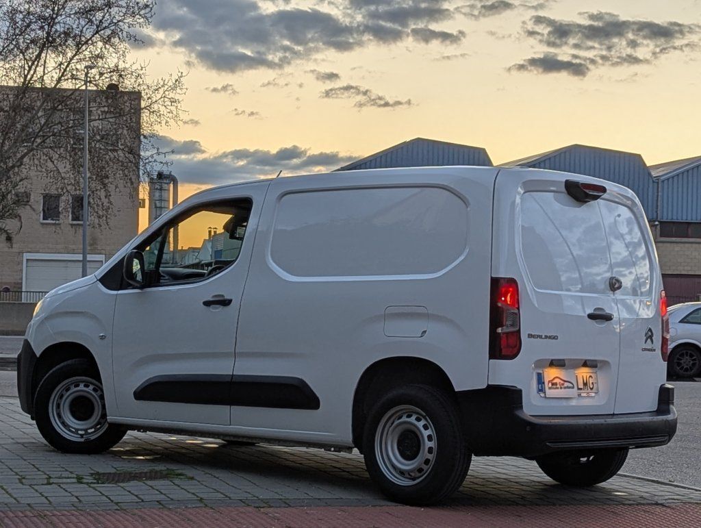 CITROEN Berlingo (Van BlueHDi S&S Talla M Control 100) en Madrid