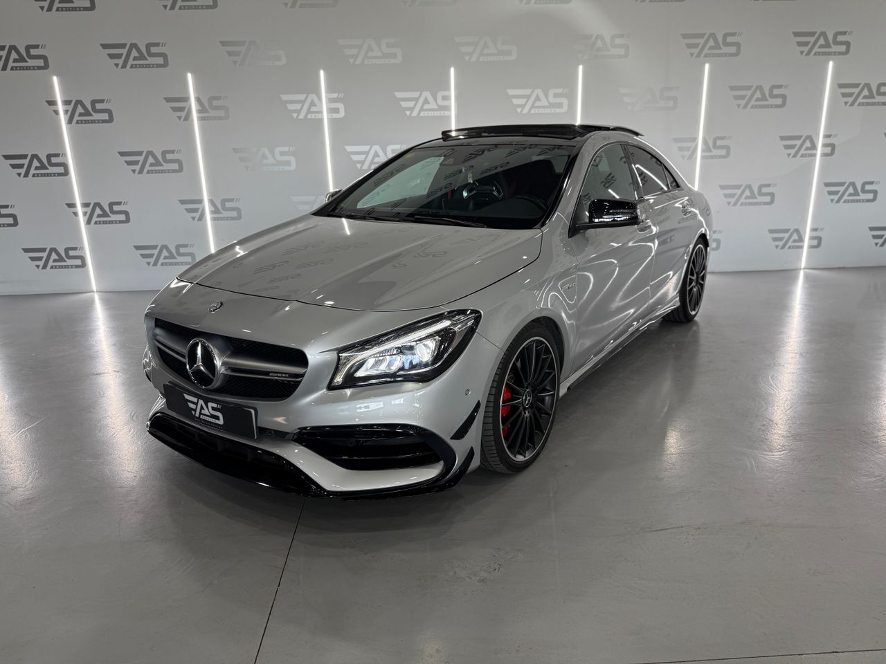 MERCEDES Clase CLA (Mercedes-AMG CLA 45 4MATIC) en Girona