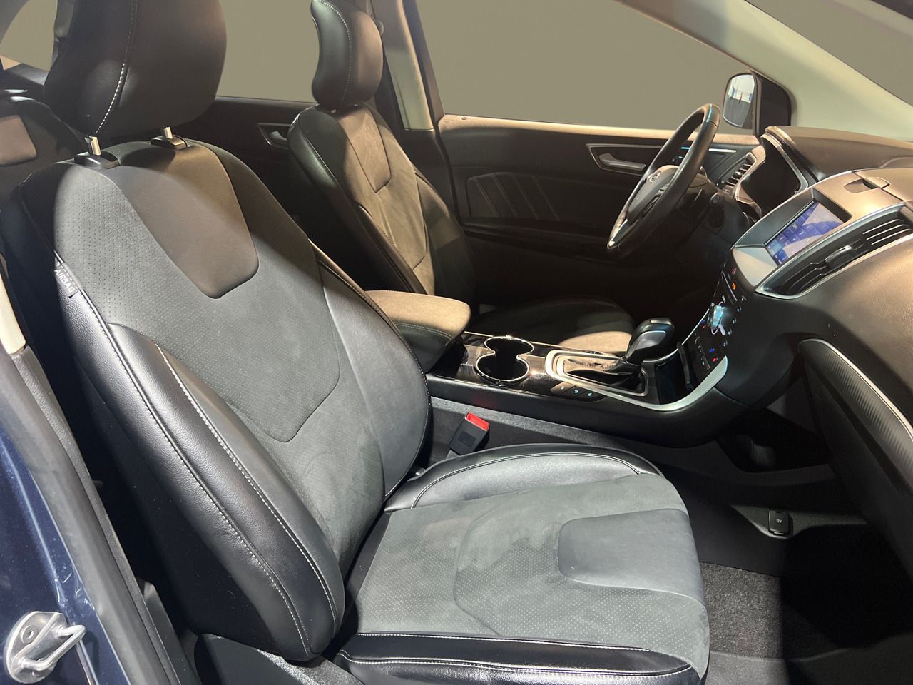 Foto del FORD Edge 2.0TDCi ST-Line 4x4 PowerShift 210