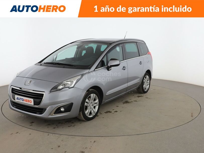 Foto del PEUGEOT 5008 1.2 PureTech S&S Allure 7 pl. 130