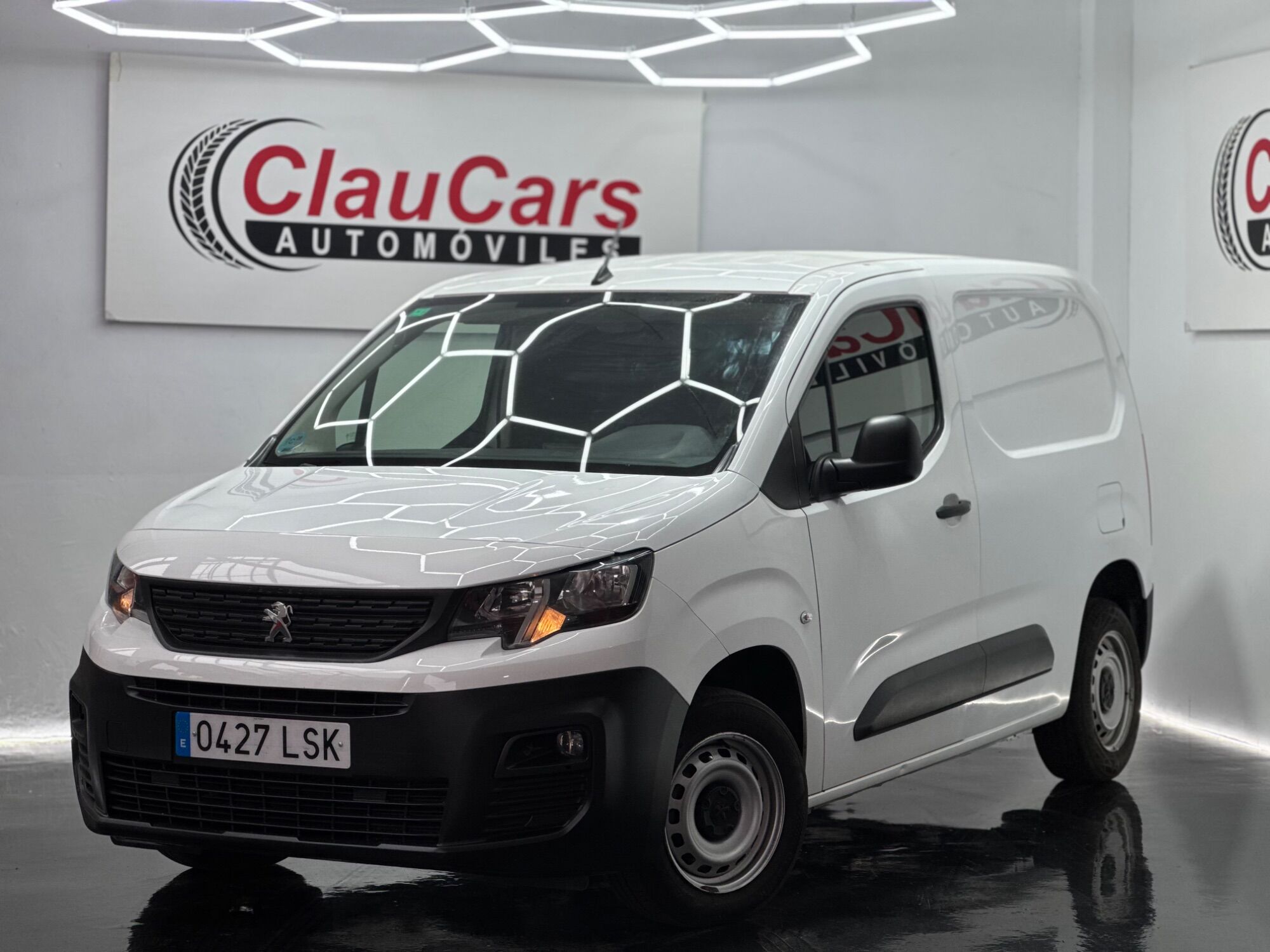PEUGEOT Partner (1.5BlueHDI S&S Pro Standard 600kg 100) en Madrid