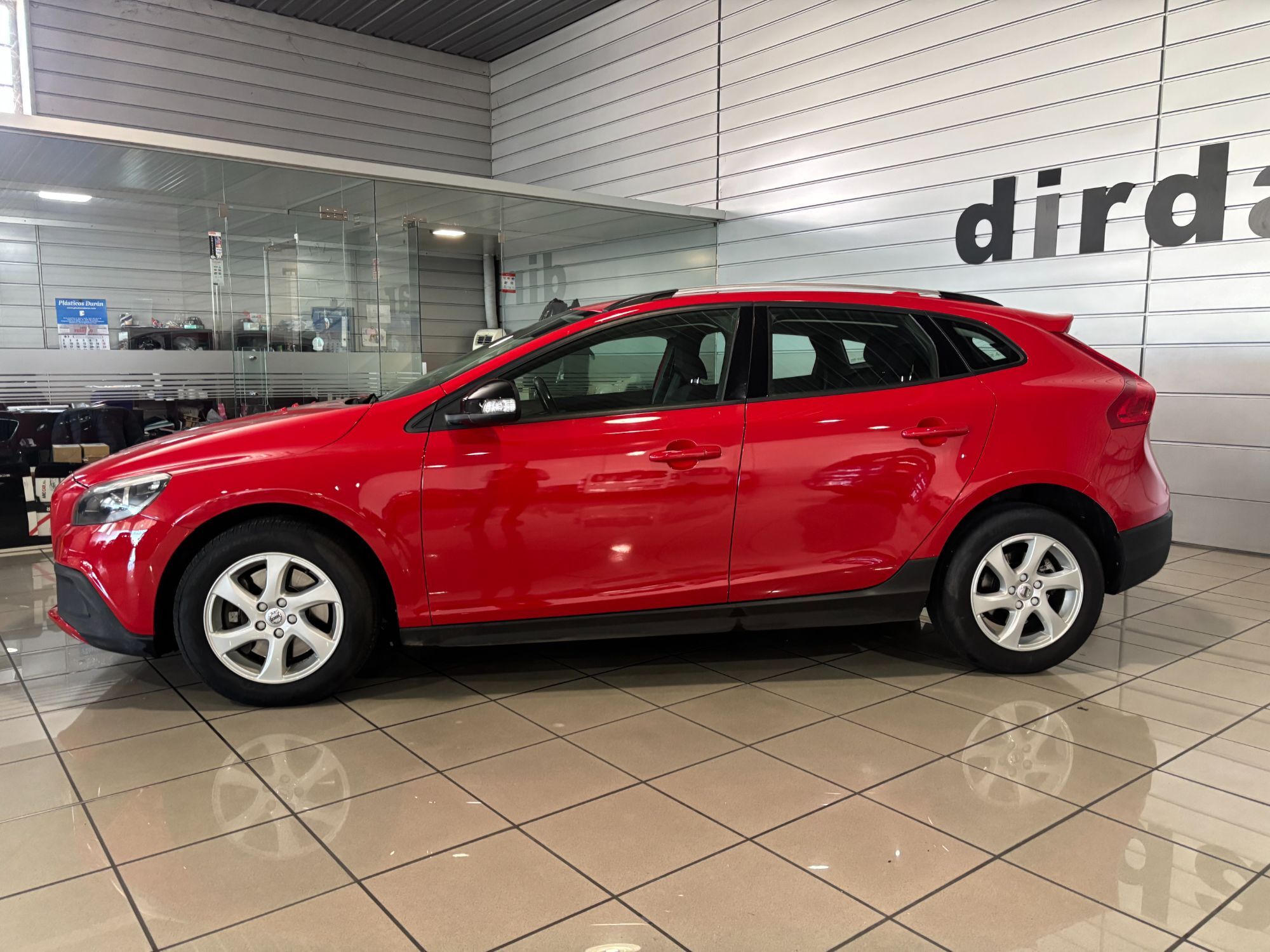 Foto del VOLVO V40 Cross Country D3 150