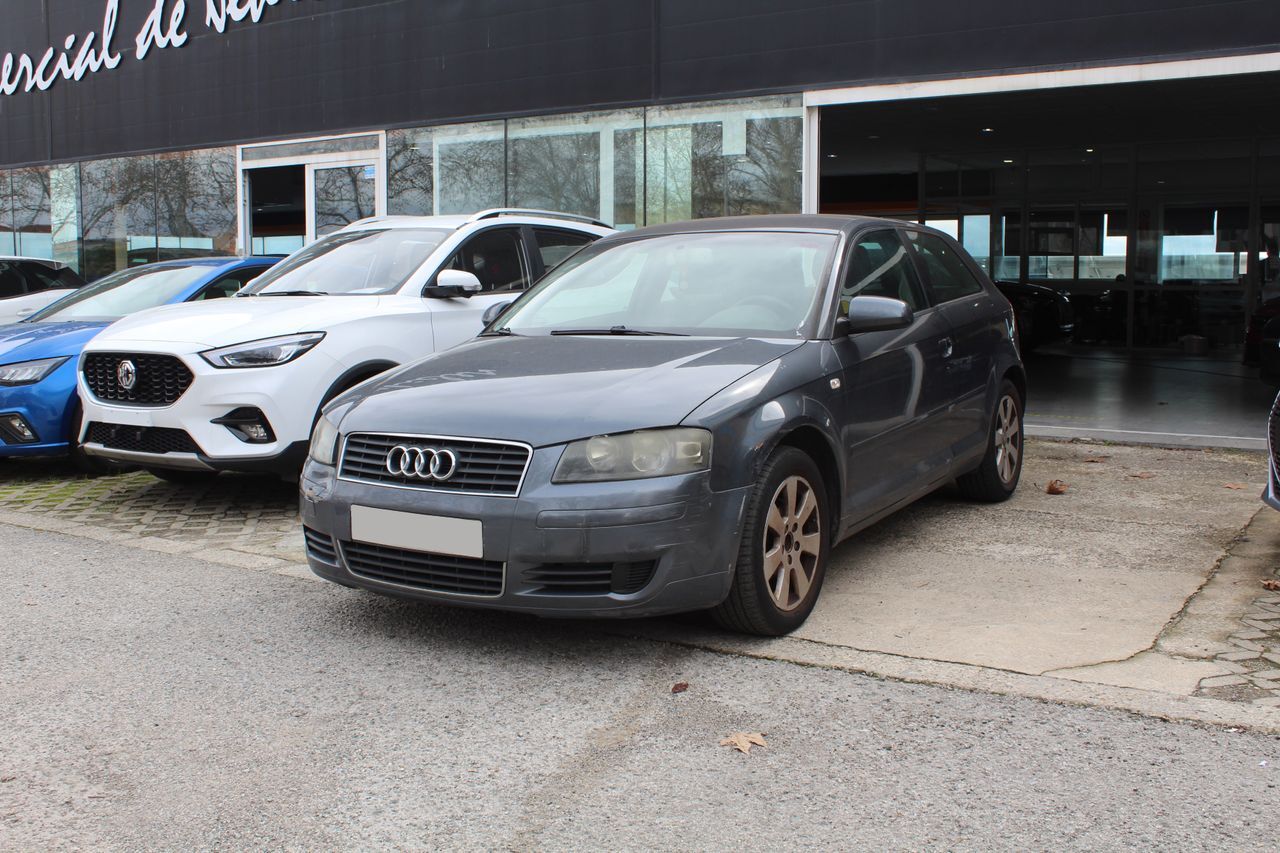 AUDI A3 (2.0 TDI AMBITION) en Madrid