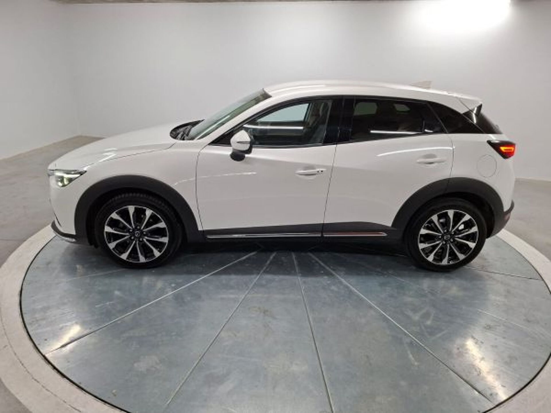 Imagen 3 de MAZDA CX-3