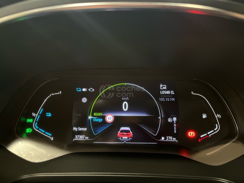 Foto del RENAULT Captur E-TECH Híbrido Zen 105kW