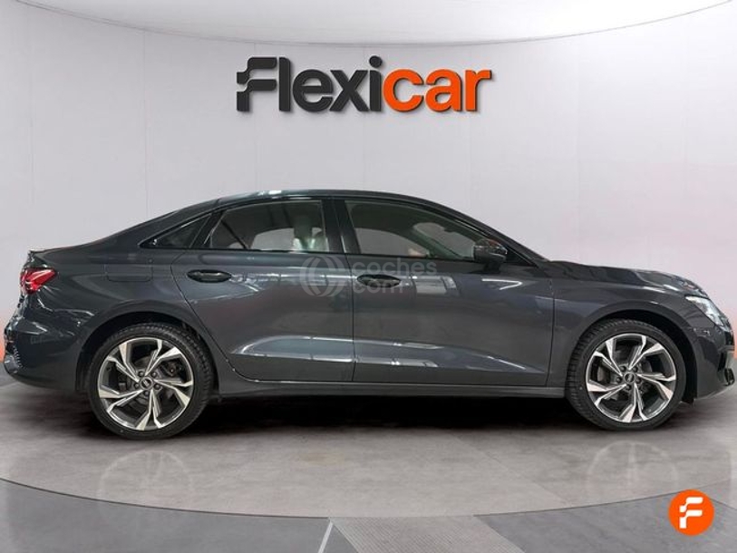 Foto del AUDI A3 Sportback 30 TFSI Black line edition S tronic