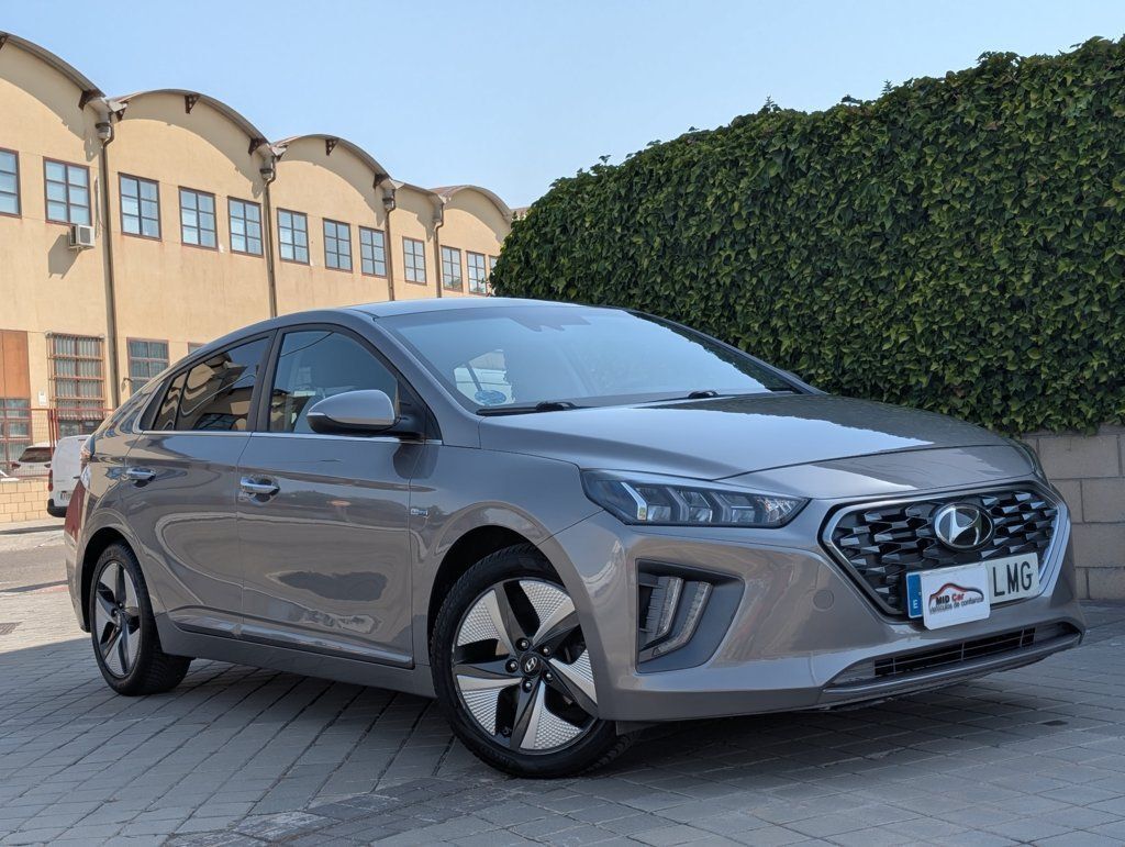 HYUNDAI Ioniq (HEV 1.6 GDI Tecno) en Madrid