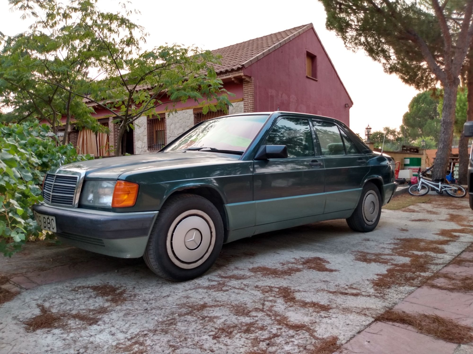 Imagen de MERCEDES 190