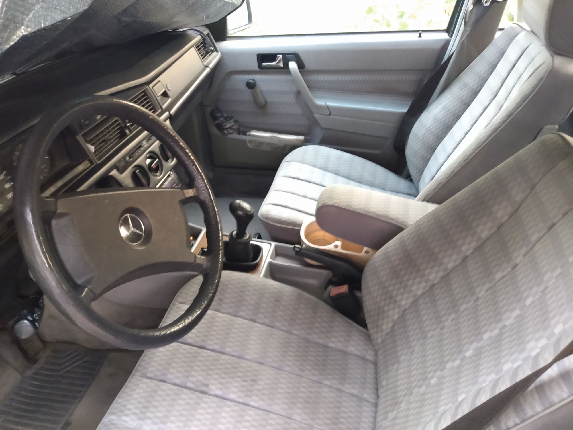 Foto del MERCEDES 190 D 2.5