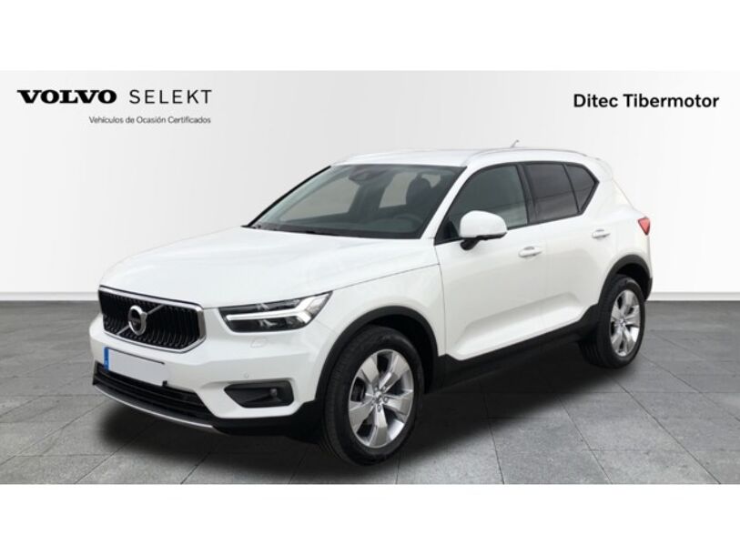 Foto del VOLVO XC40 T2 Momentum Pro Aut.