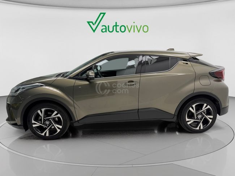 Foto del TOYOTA C-HR 180H Advance