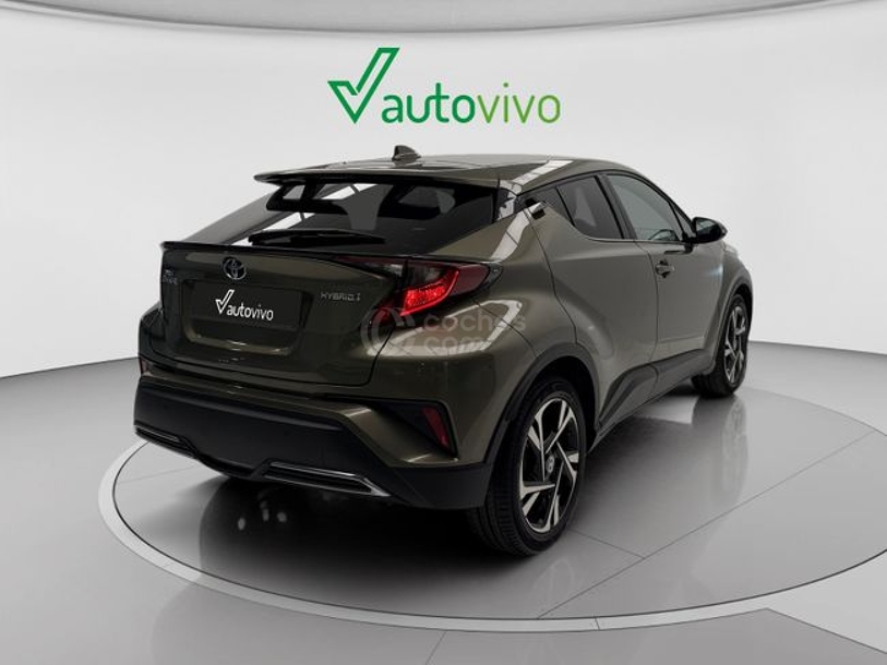 Foto del TOYOTA C-HR 180H Advance
